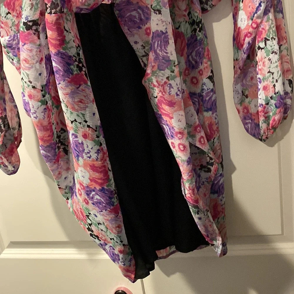 Wayf Long Sleeve Floral Print Mini Dress. Size S. Purple/Pink. Batwing Sleeve. - Picture 9 of 9